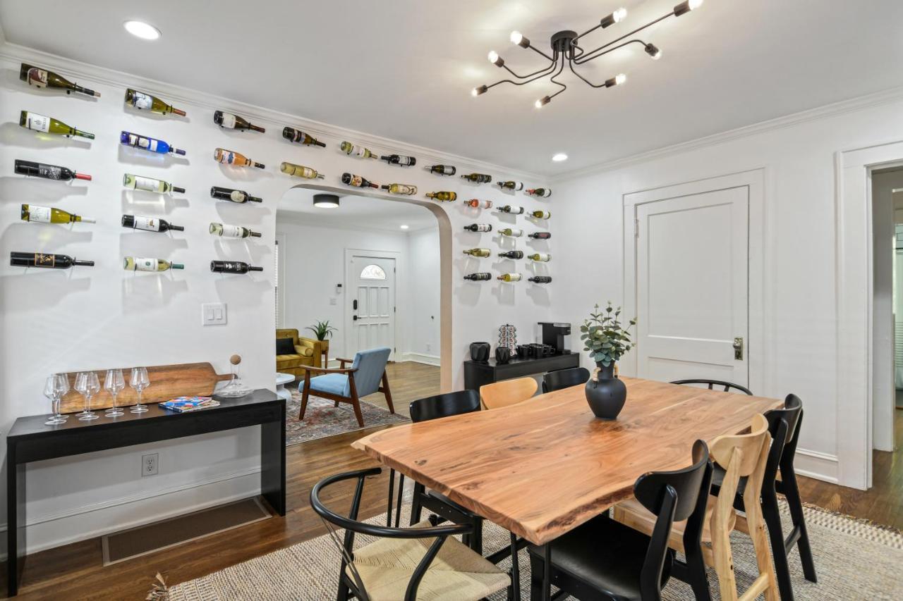 Sun Lit Bungalow With Good Vibes And Lots Of Wine - Designedbydom Atlanta Exterior photo
