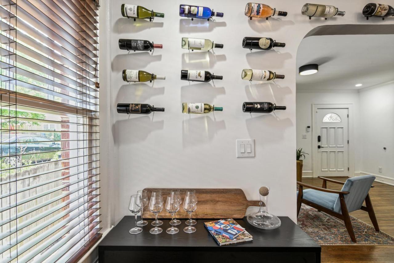 Sun Lit Bungalow With Good Vibes And Lots Of Wine - Designedbydom Atlanta Exterior photo